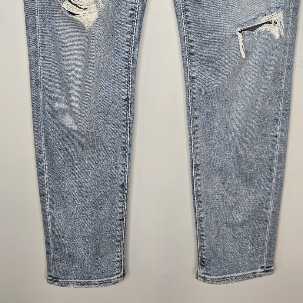 American Eagle‎ Mom Jean Distressed Long Tall womens size 2 ripped Stretch Loose